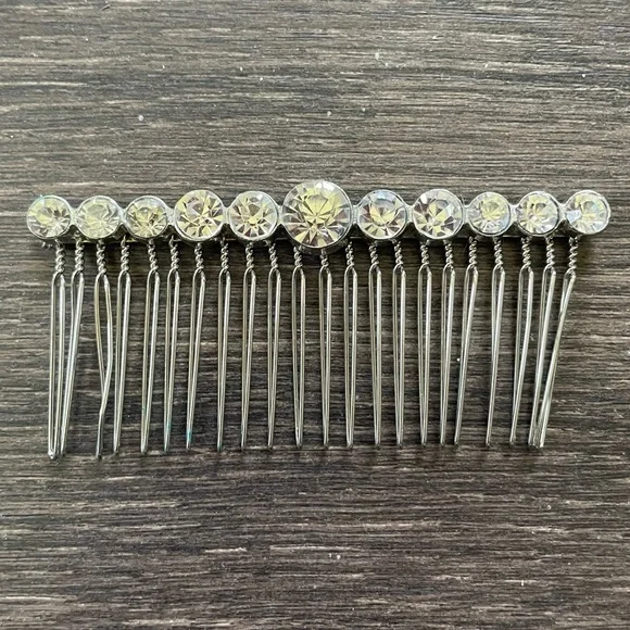 Stunning beautiful CZ Hair Piece Formal Wedding Prom Amazon.com : Bridal Crystal Hair Comb and Earrings Set  main image 2